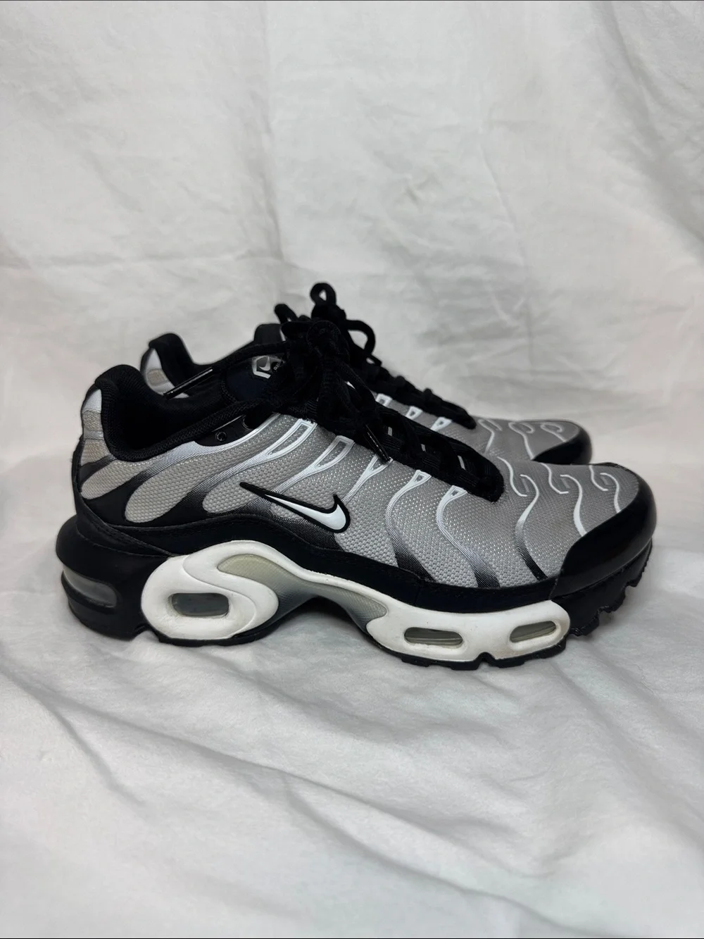 Nike kids Sneakers — Black & Gray